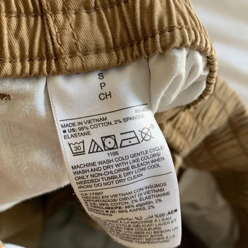 Old Navy Mens Shorts - Picture 5 of 5